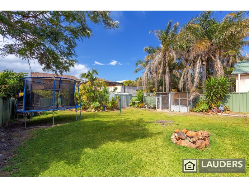50 Hall Street, Old Bar NSW 2430
