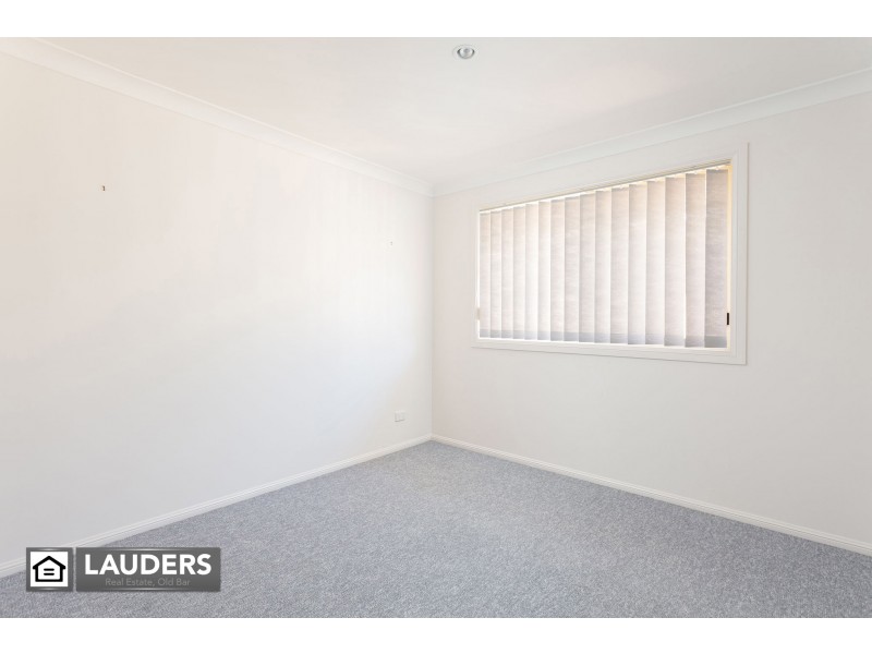 2/76 Old Bar Road, Old Bar NSW 2430