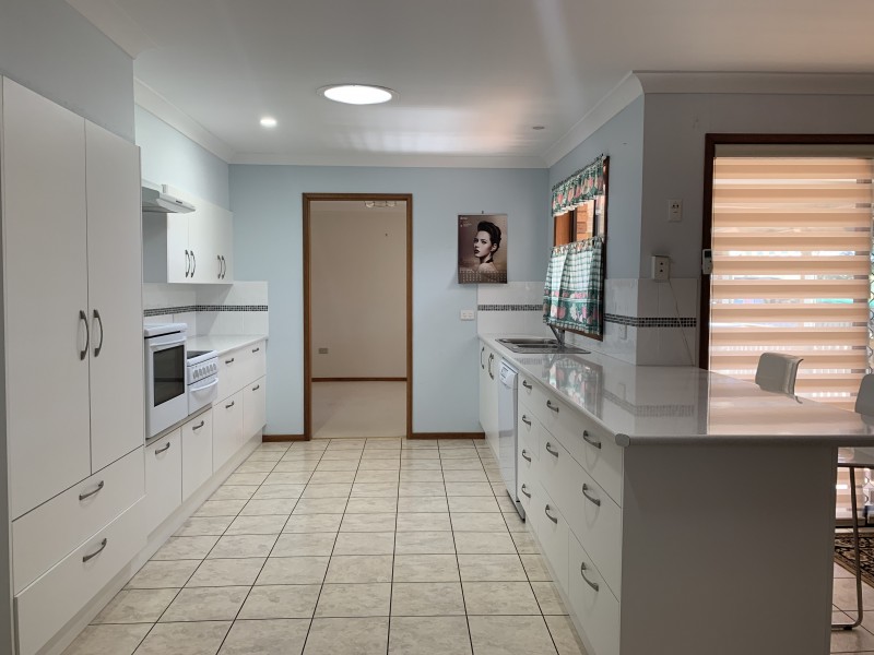 43 Gannet Crescent, Old Bar NSW 2430