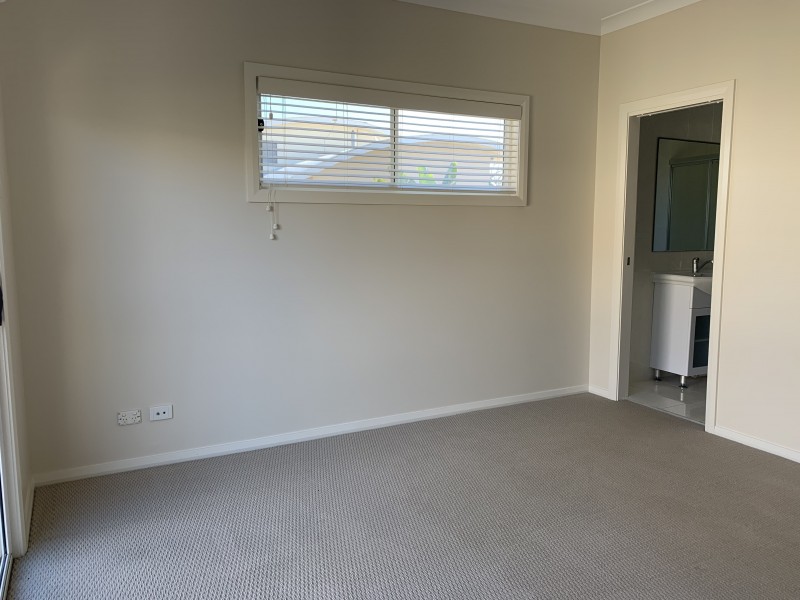 2/38 Lewis Street, Old Bar NSW 2430