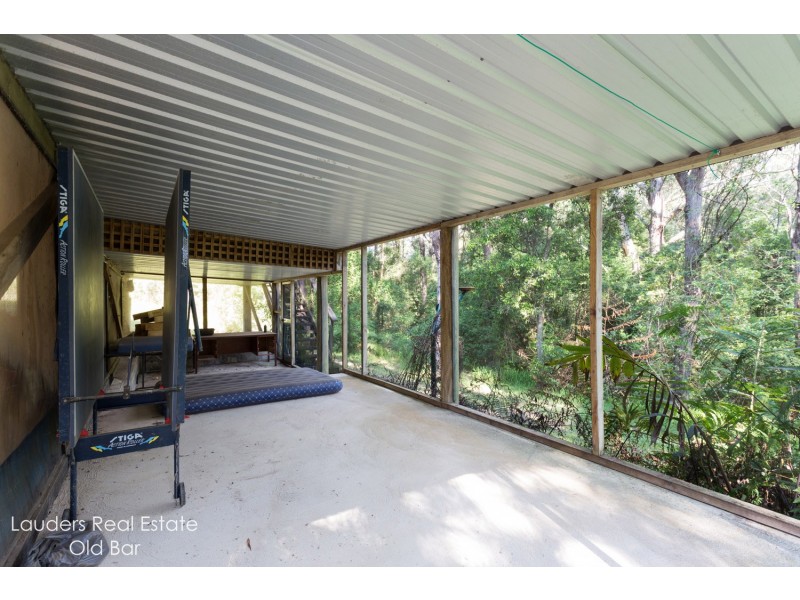 24 Rainforest Drive, Mitchells Island NSW 2430