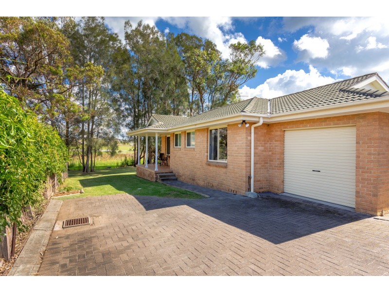 19B Molong Road, Old Bar NSW 2430