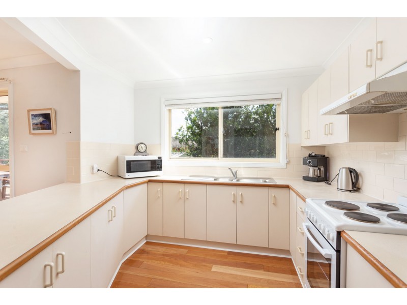 19B Molong Road, Old Bar NSW 2430