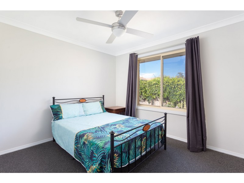 19B Molong Road, Old Bar NSW 2430