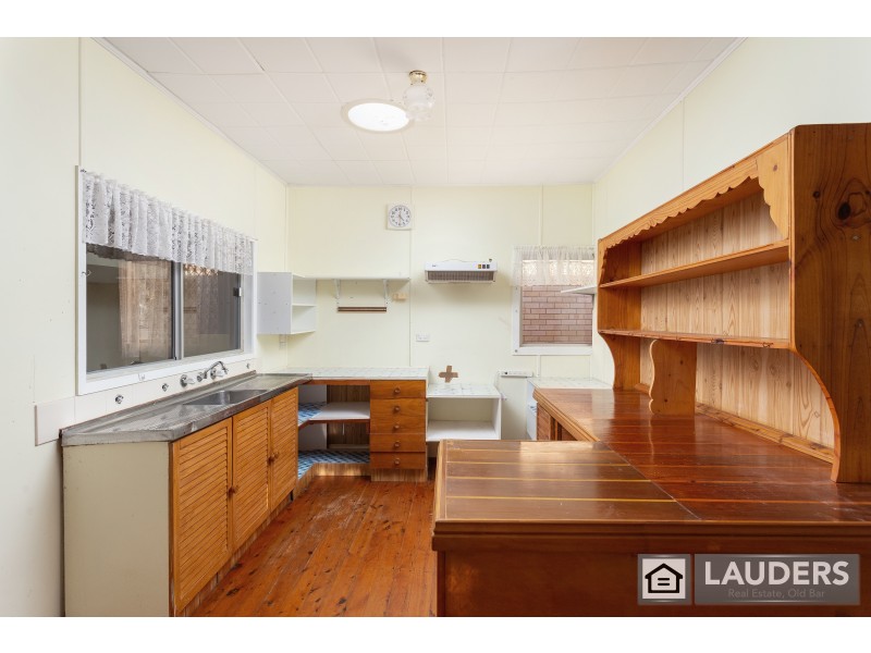5 Farleigh Street, Old Bar NSW 2430