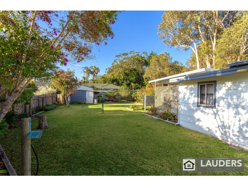 5 Farleigh Street, Old Bar NSW 2430