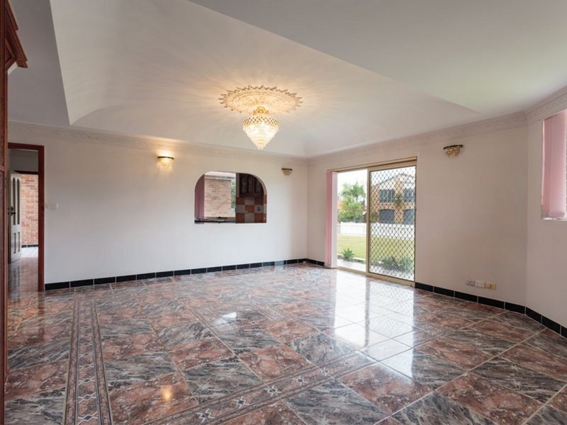 12 Beach Street, Wallabi Point NSW 2430