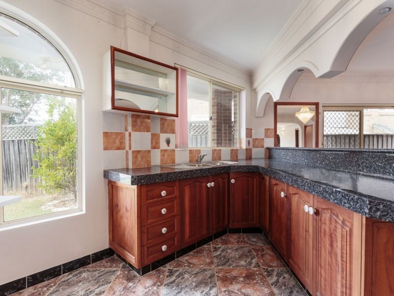 12 Beach Street, Wallabi Point NSW 2430
