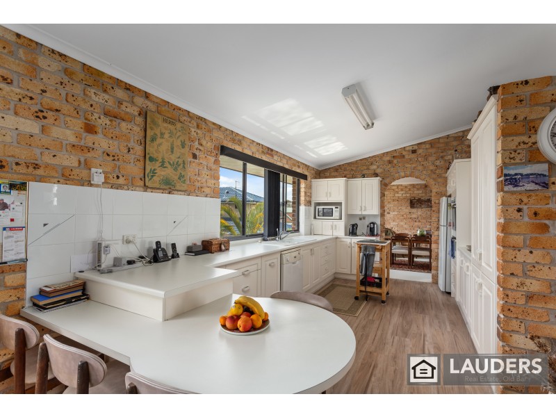49 Ocean Drive, Wallabi Point NSW 2430