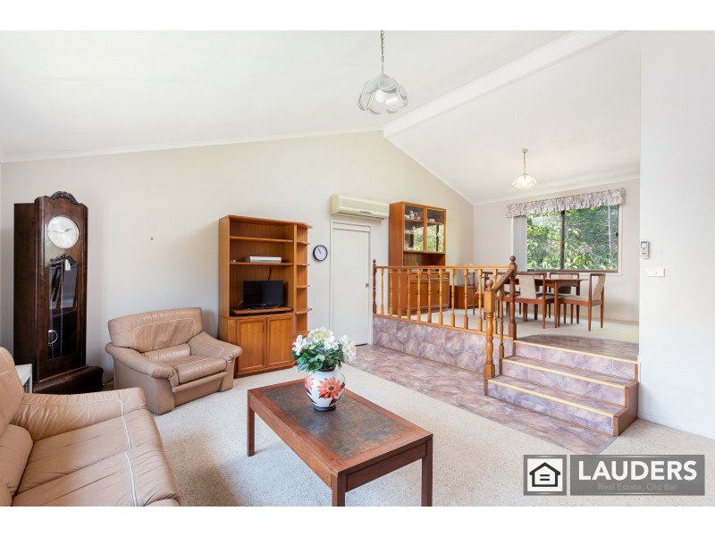 82 Waterman Street, Old Bar NSW 2430