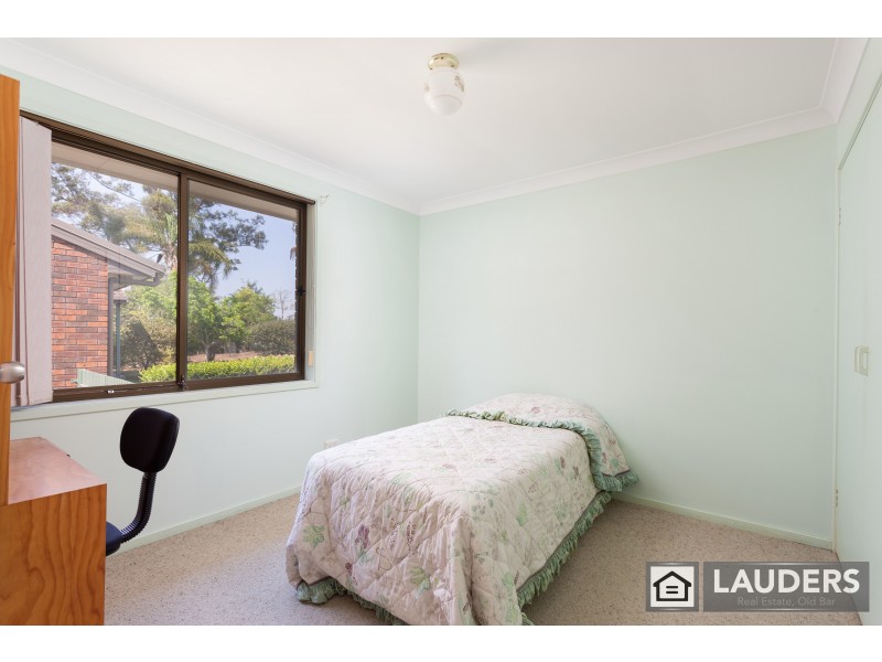 82 Waterman Street, Old Bar NSW 2430