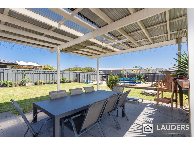 38 Ivy Crescent, Old Bar NSW 2430