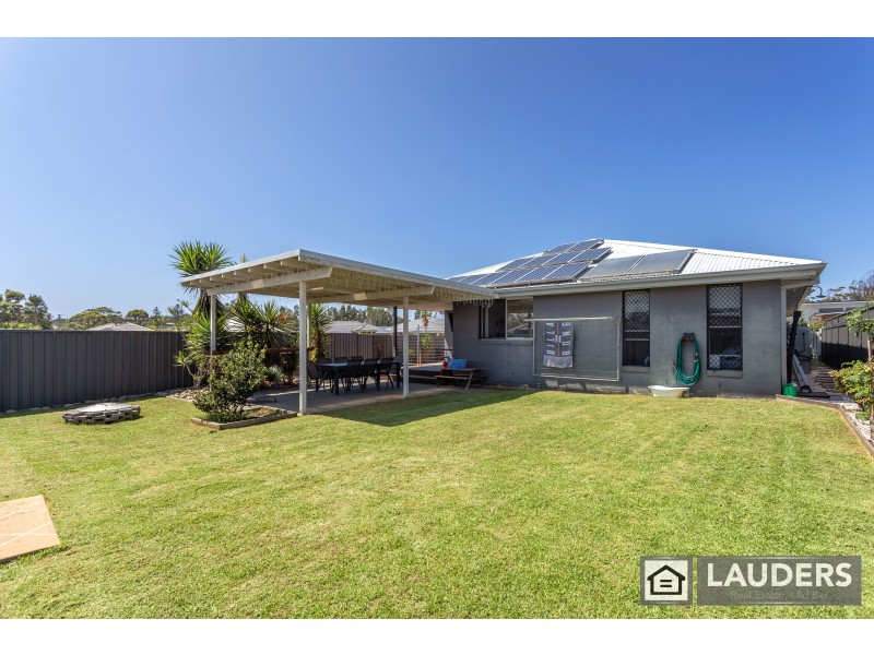 38 Ivy Crescent, Old Bar NSW 2430