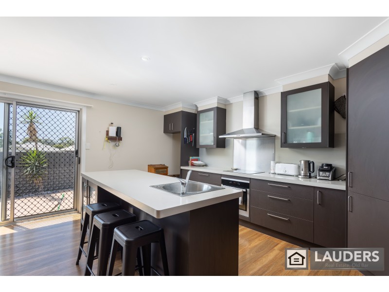 38 Ivy Crescent, Old Bar NSW 2430