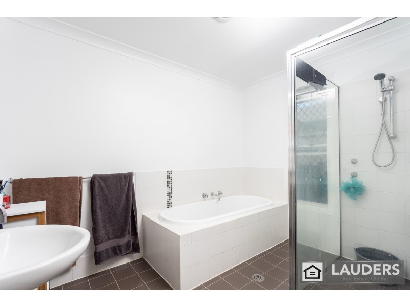 38 Ivy Crescent, Old Bar NSW 2430