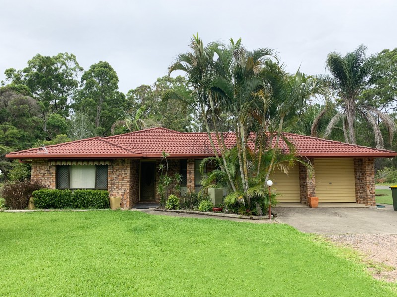 27 Kolinda Drive, Old Bar NSW 2430