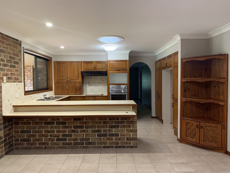 27 Kolinda Drive, Old Bar NSW 2430