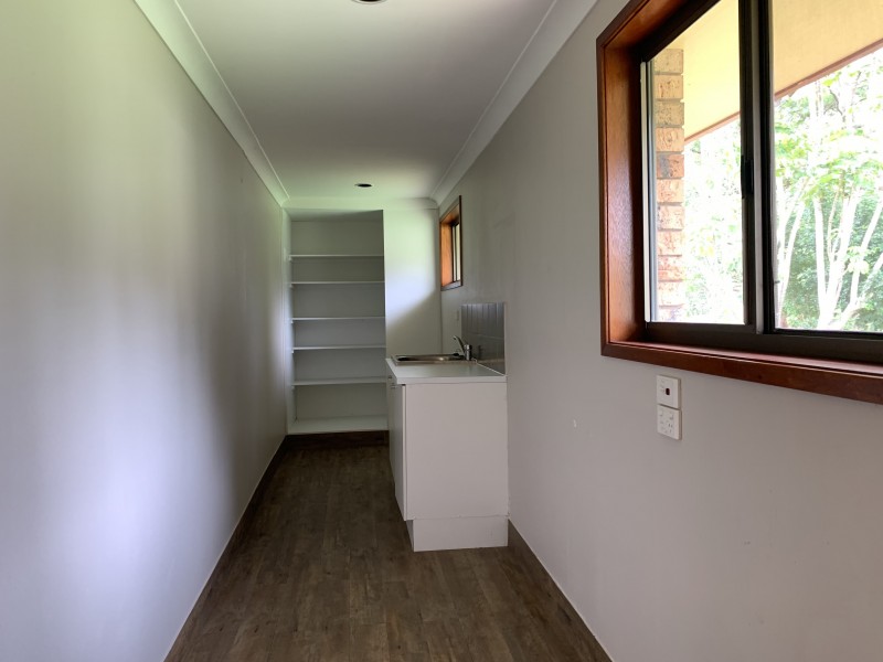 27 Kolinda Drive, Old Bar NSW 2430