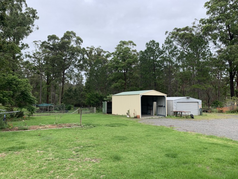 27 Kolinda Drive, Old Bar NSW 2430