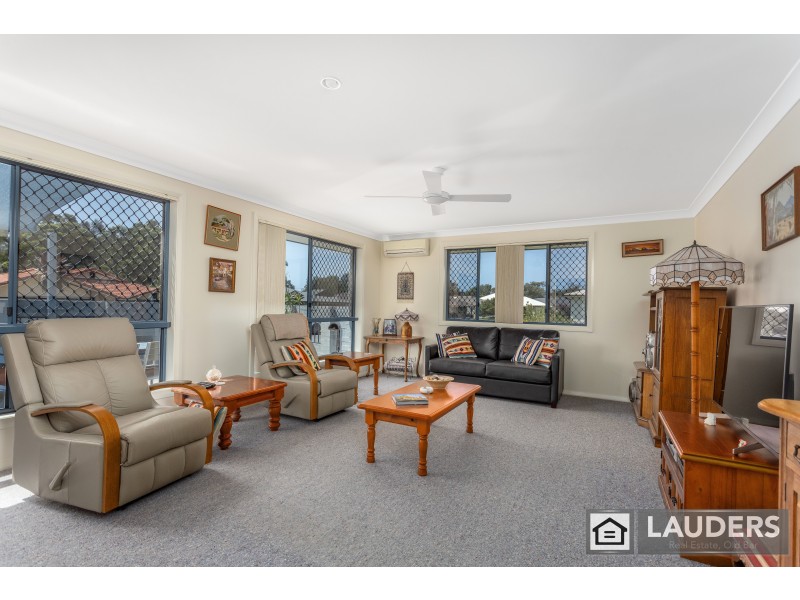 22a Ivy Crescent, Old Bar NSW 2430