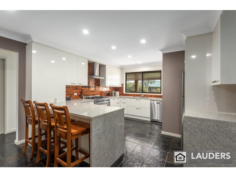 16 Berber Road, Old Bar NSW 2430