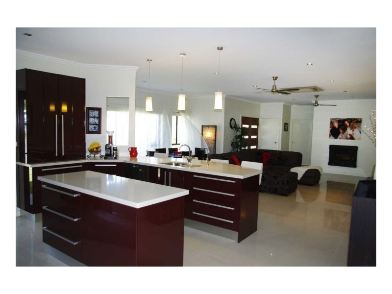 25 Mullalone Place, Pampoolah NSW 2430