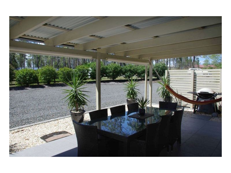 25 Mullalone Place, Pampoolah NSW 2430