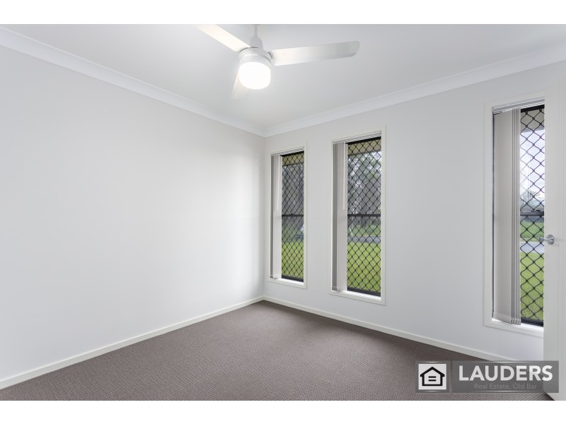 16 Mackerel Way, Old Bar NSW 2430