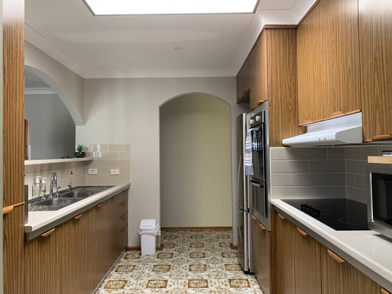 4 Joel Drive, Old Bar NSW 2430