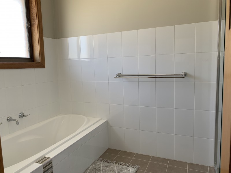 4 Joel Drive, Old Bar NSW 2430