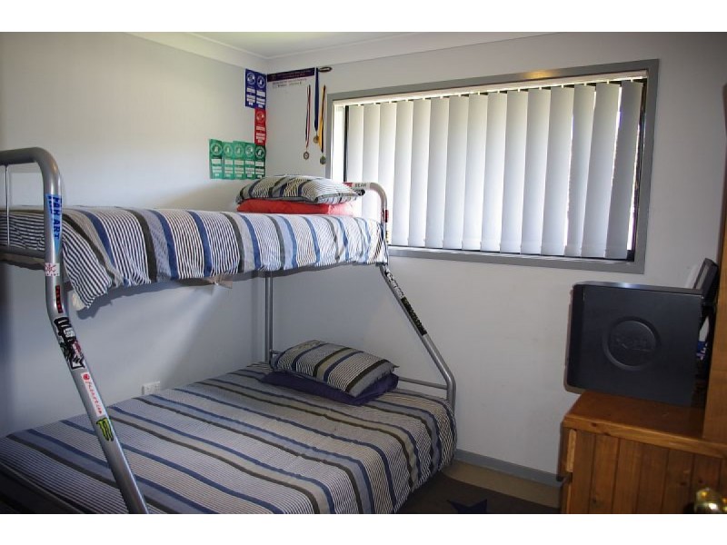 2 Greenbank Way, Old Bar NSW 2430