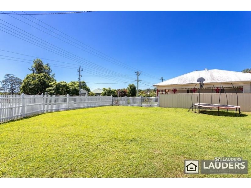 84 Cowper Street, Taree NSW 2430