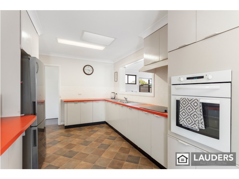 20 Joel Drive, Old Bar NSW 2430