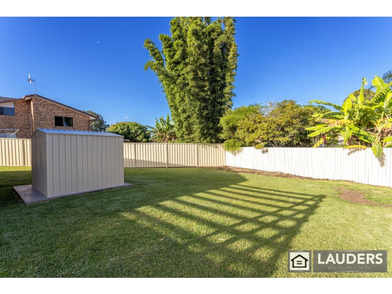 20 Joel Drive, Old Bar NSW 2430
