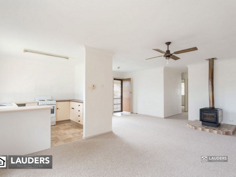 4/4 Belle Villa Parade, Old Bar NSW 2430