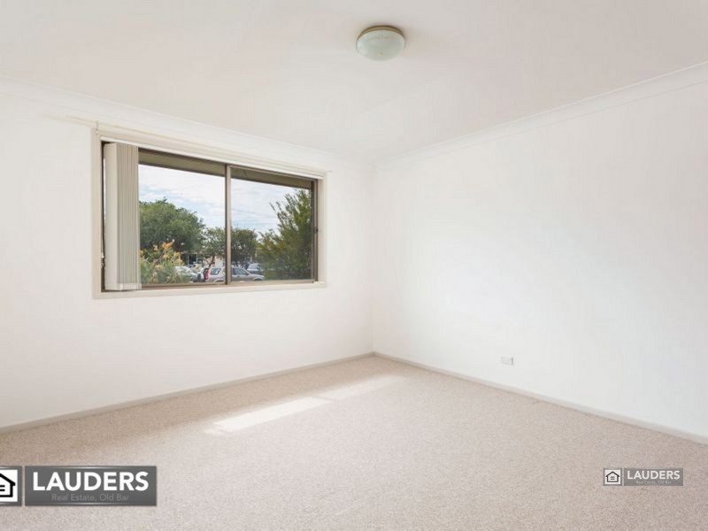 4/4 Belle Villa Parade, Old Bar NSW 2430