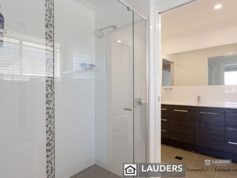 66 Wyden Street, Old Bar NSW 2430