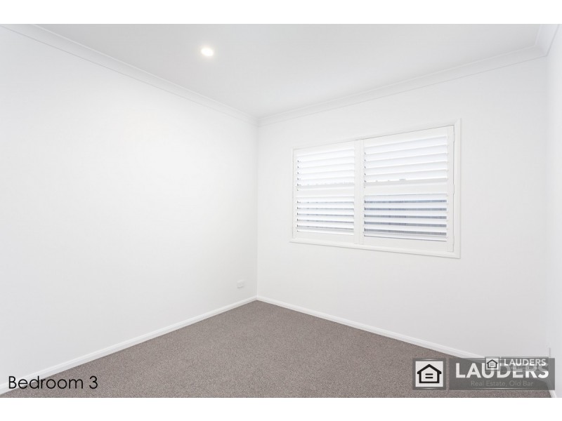 8 Viewmont Way, Old Bar NSW 2430