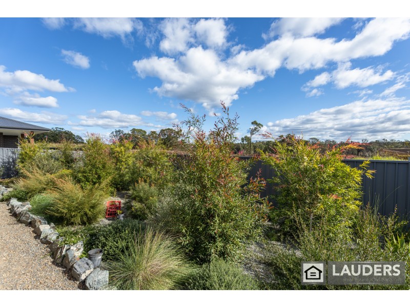 10 Bunyan Avenue, Old Bar NSW 2430