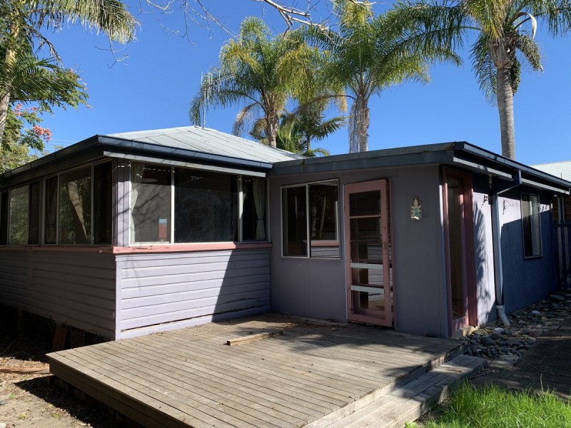 17 Clerke Street, Old Bar NSW 2430