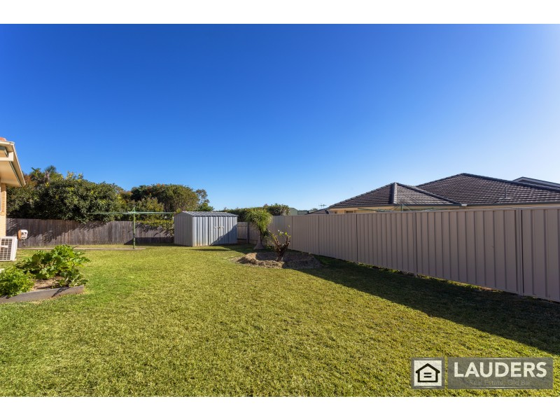 38 Carrabeen Drive, Old Bar NSW 2430