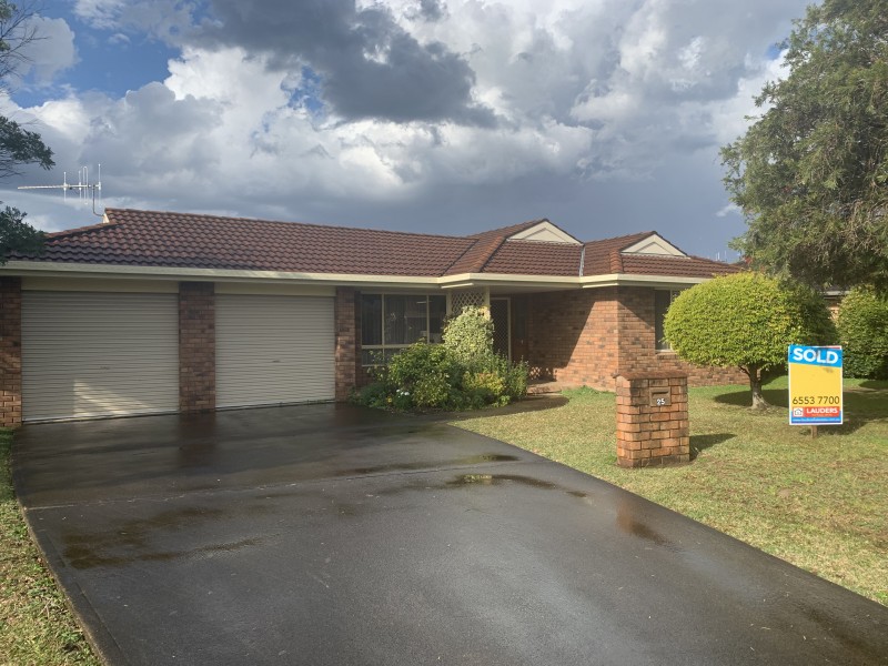 25 Joel Drive, Old Bar NSW 2430