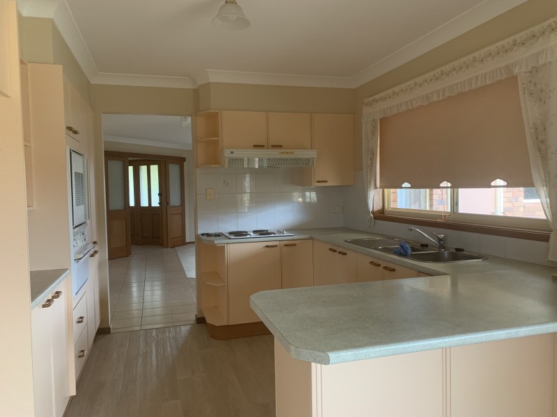 25 Joel Drive, Old Bar NSW 2430