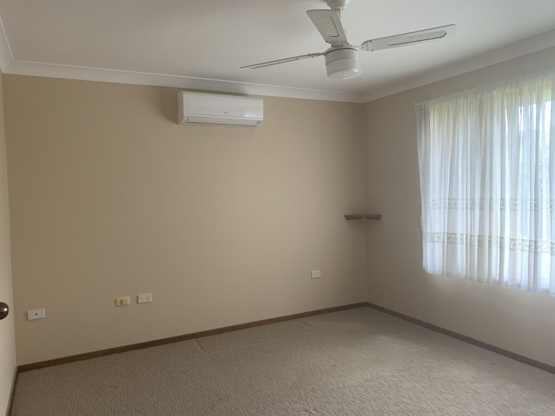 25 Joel Drive, Old Bar NSW 2430