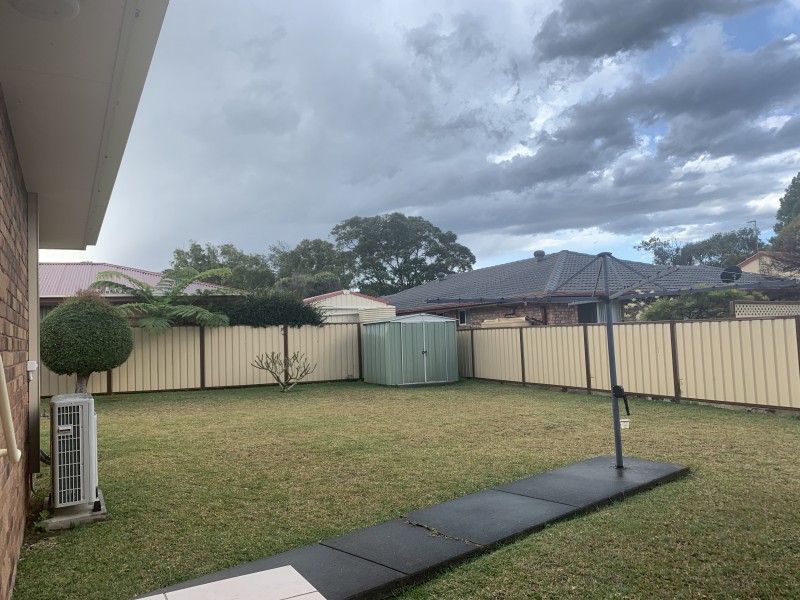 25 Joel Drive, Old Bar NSW 2430