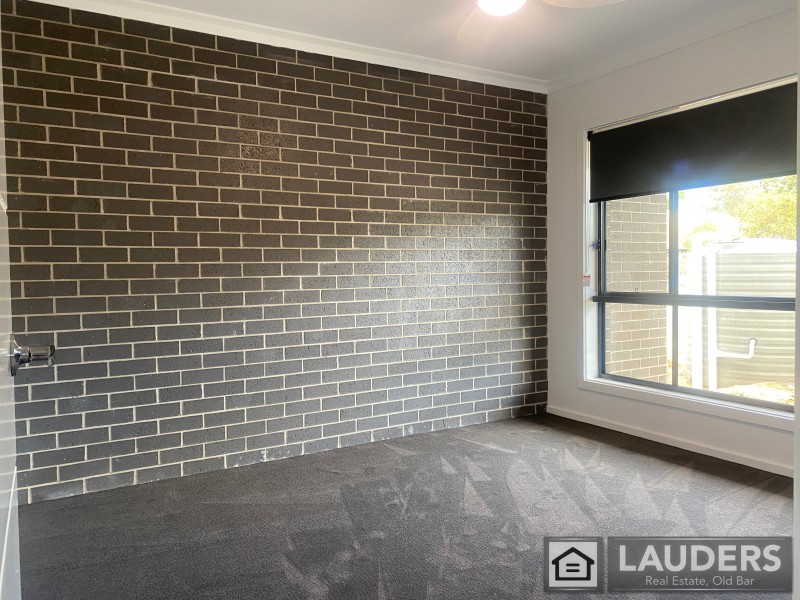 2/20 Bunyan Avenue, Old Bar NSW 2430