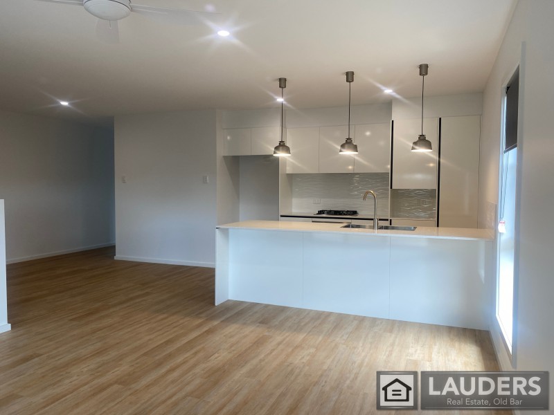 2/20 Bunyan Avenue, Old Bar NSW 2430