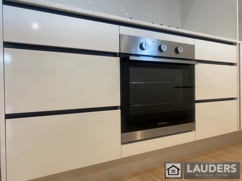 2/20 Bunyan Avenue, Old Bar NSW 2430