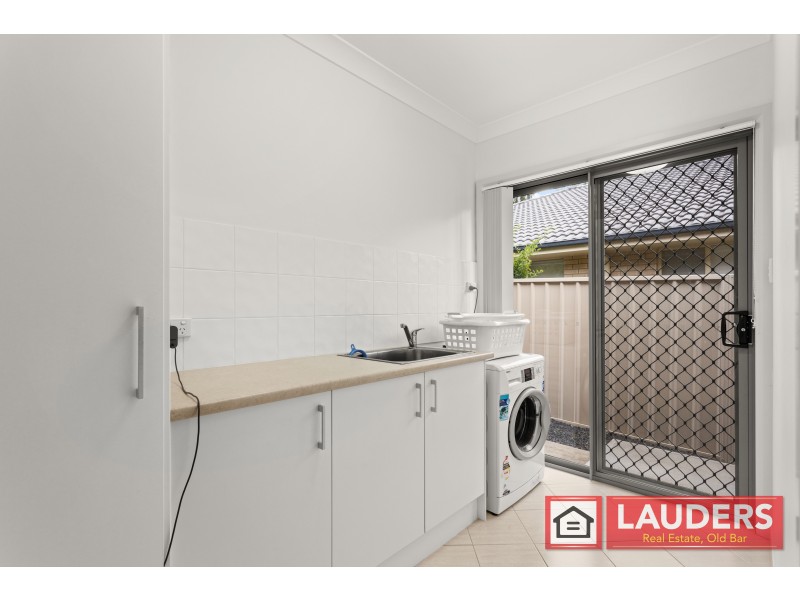 34 Howard Street, Wallabi Point NSW 2430