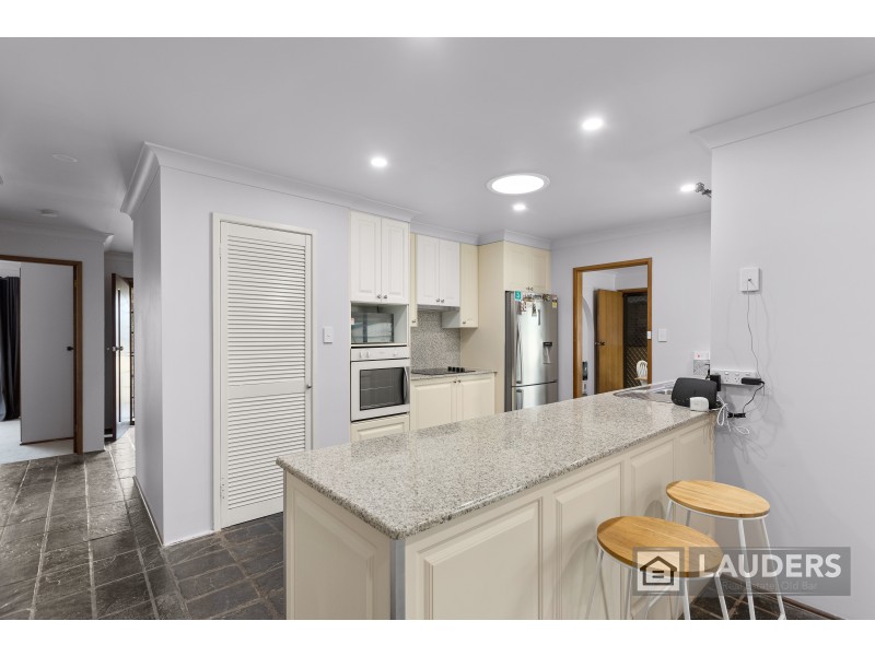 11 Cross Street, Old Bar NSW 2430